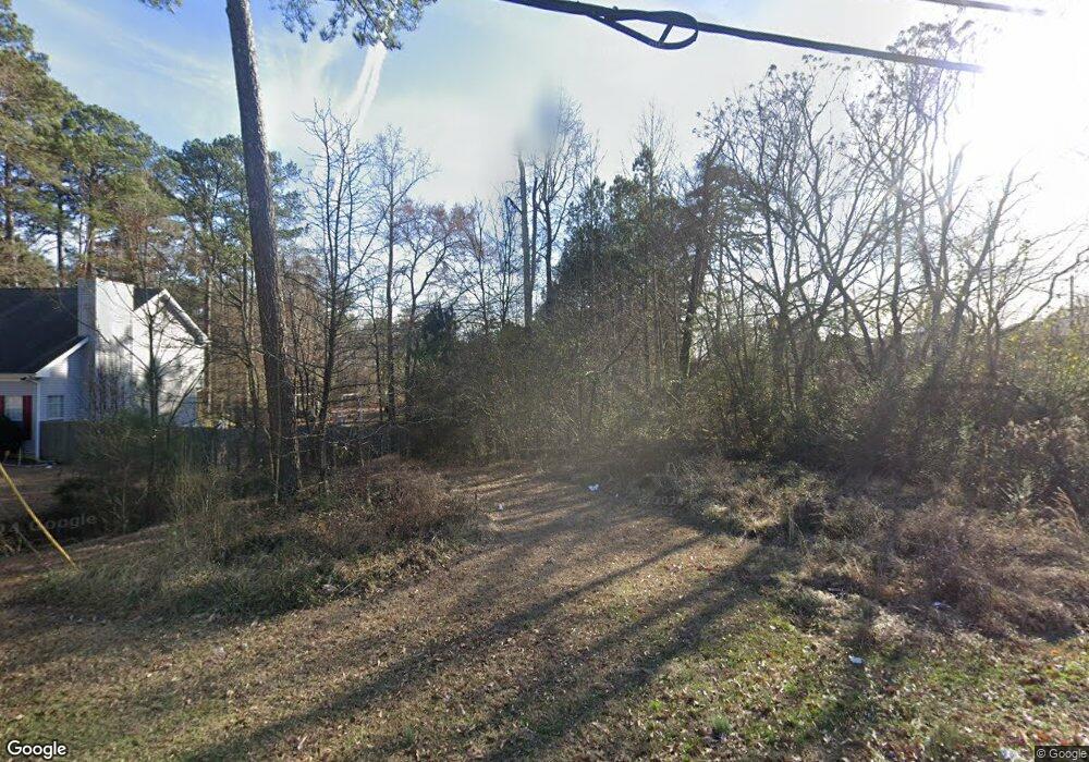 6233 Giles Rd, Lithonia, GA 30058 - photo 1