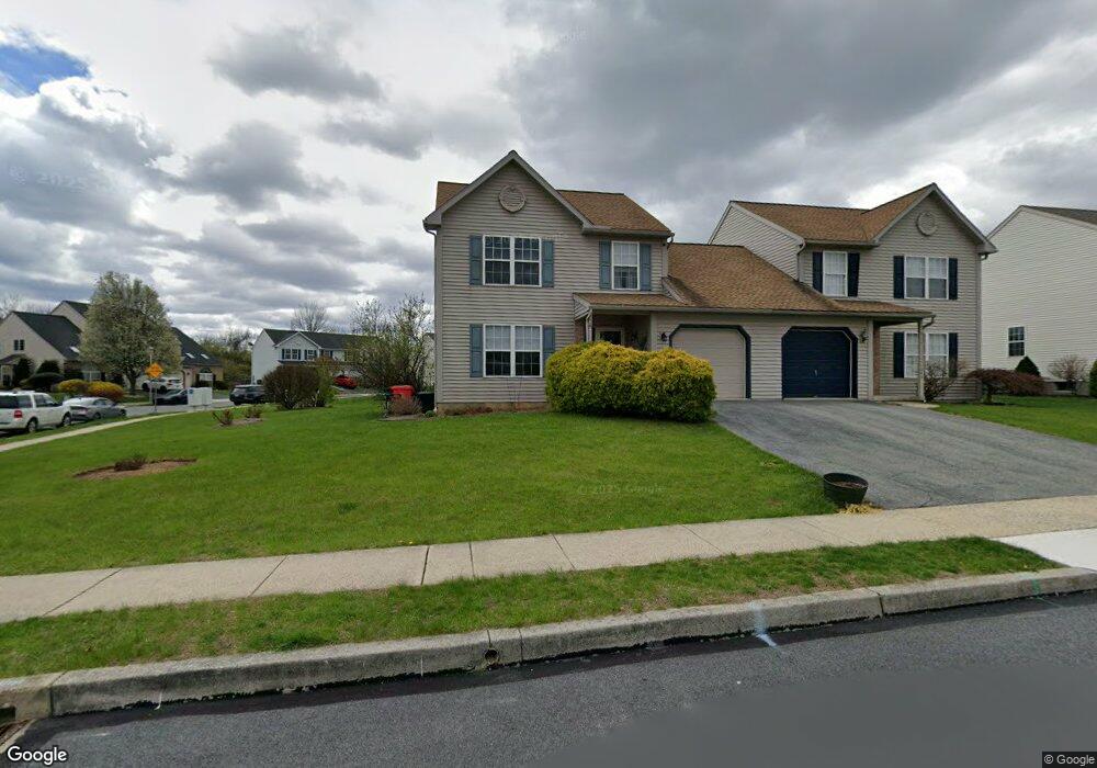 1051 Leanne St, Reading, PA 19605 - photo 1