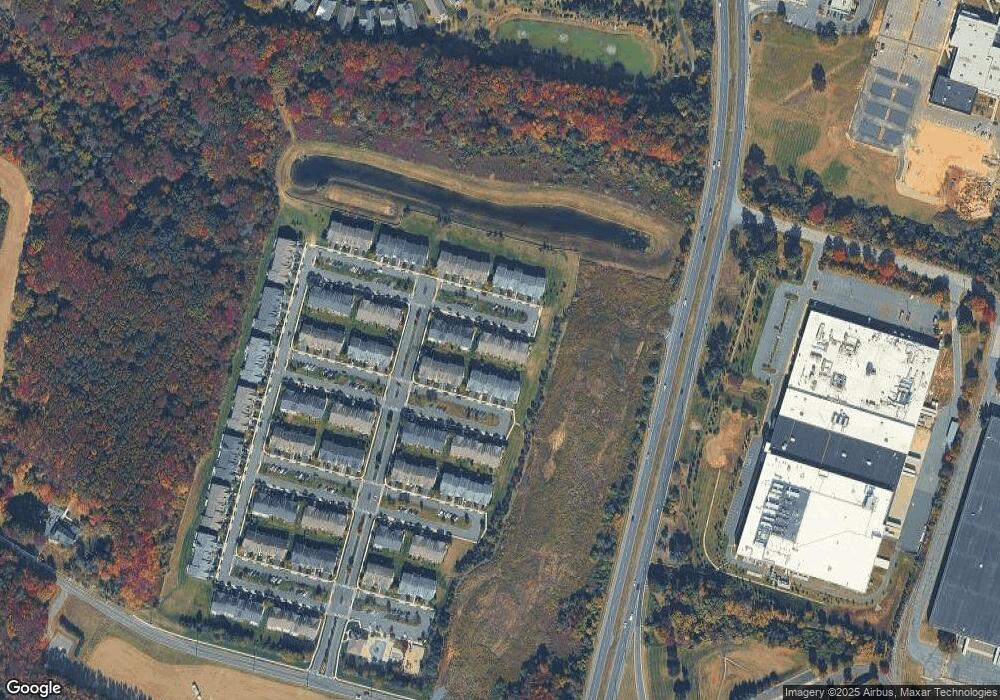 38 Fisher Ct, Cranbury, NJ 08512 - photo 1