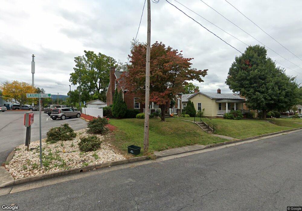 324 S Laurel Ave, Waynesboro, VA 22980 - photo 1
