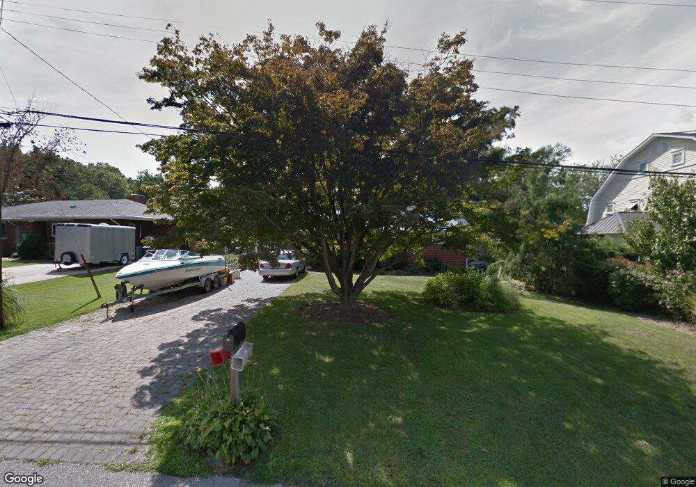 209 W Lake Dr, Annapolis, MD 21403 - photo 1