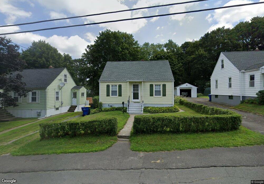 58 Macarthur Dr, Waterbury, CT 06704 - photo 1