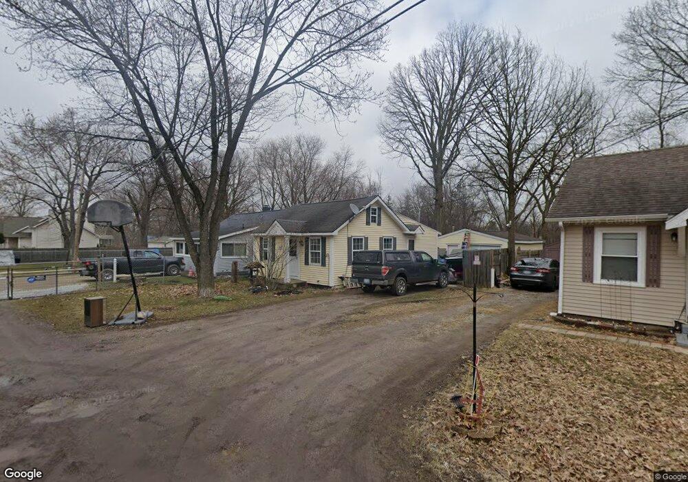 1471 East Dr, Flint, MI 48532 - photo 1