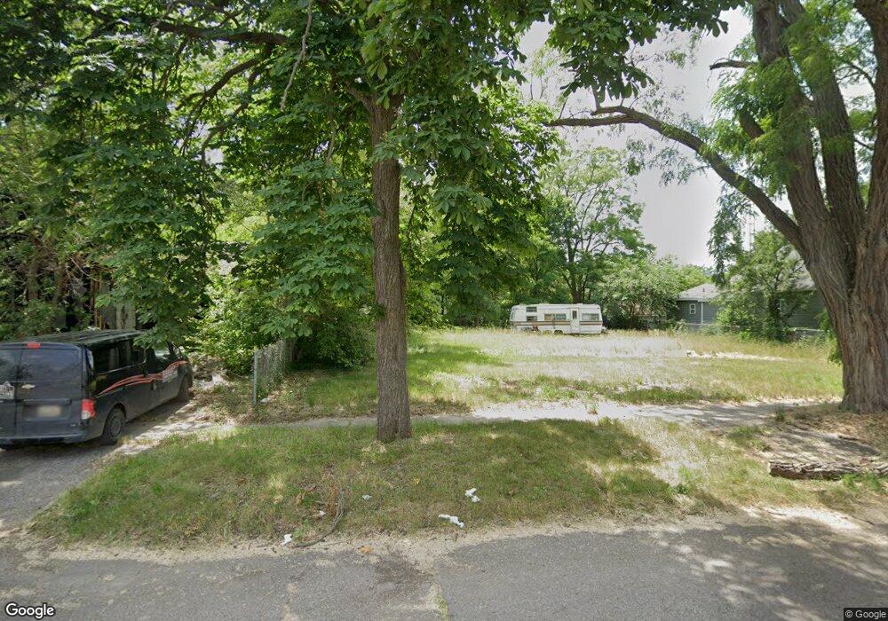 1710 Wyoming Ave, Flint, MI 48506 - photo 1