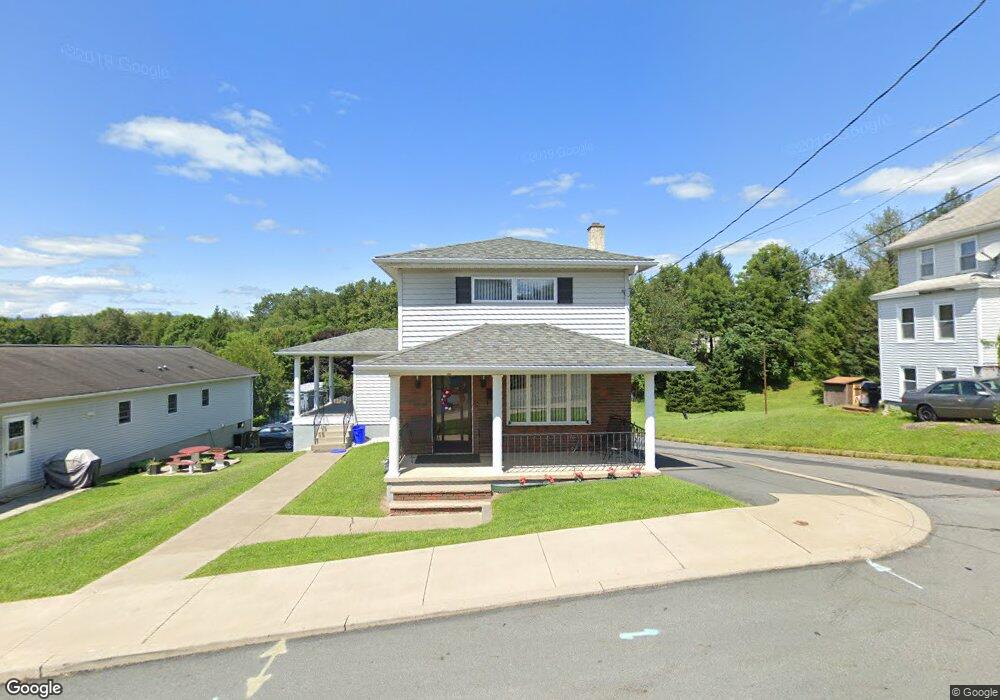 721 Kossuth Ave, Throop, PA 18512 - photo 1