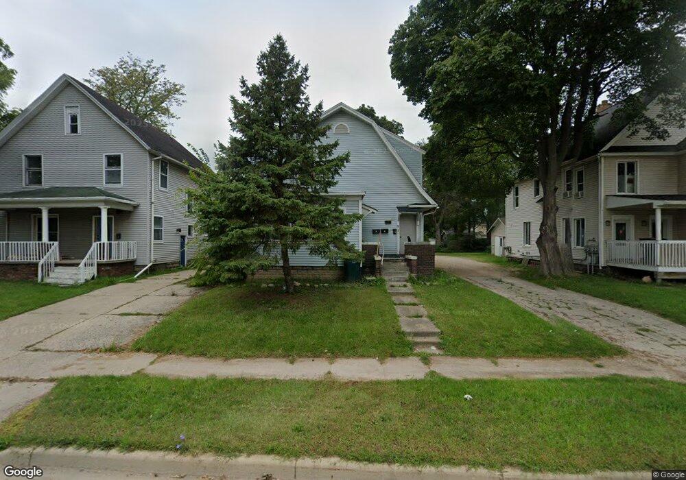 219 N Mlk Blvd, Lansing, MI 48915 - photo 1