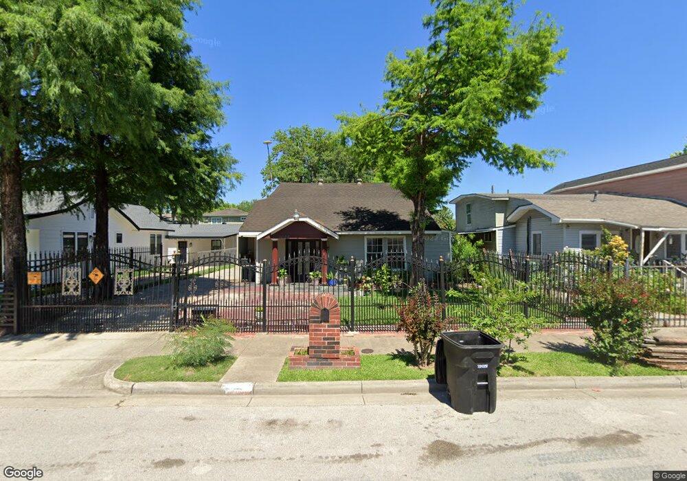 1006 Walton St, Houston, TX 77009 - photo 1