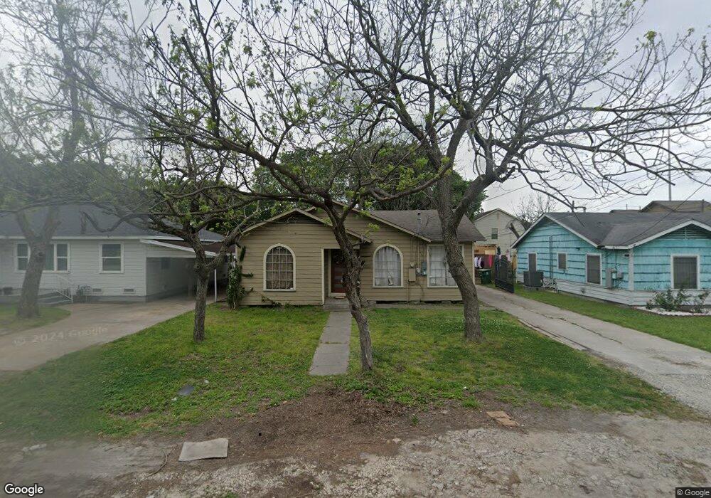 5915 Nelwyn St, Houston, TX 77009 - photo 1