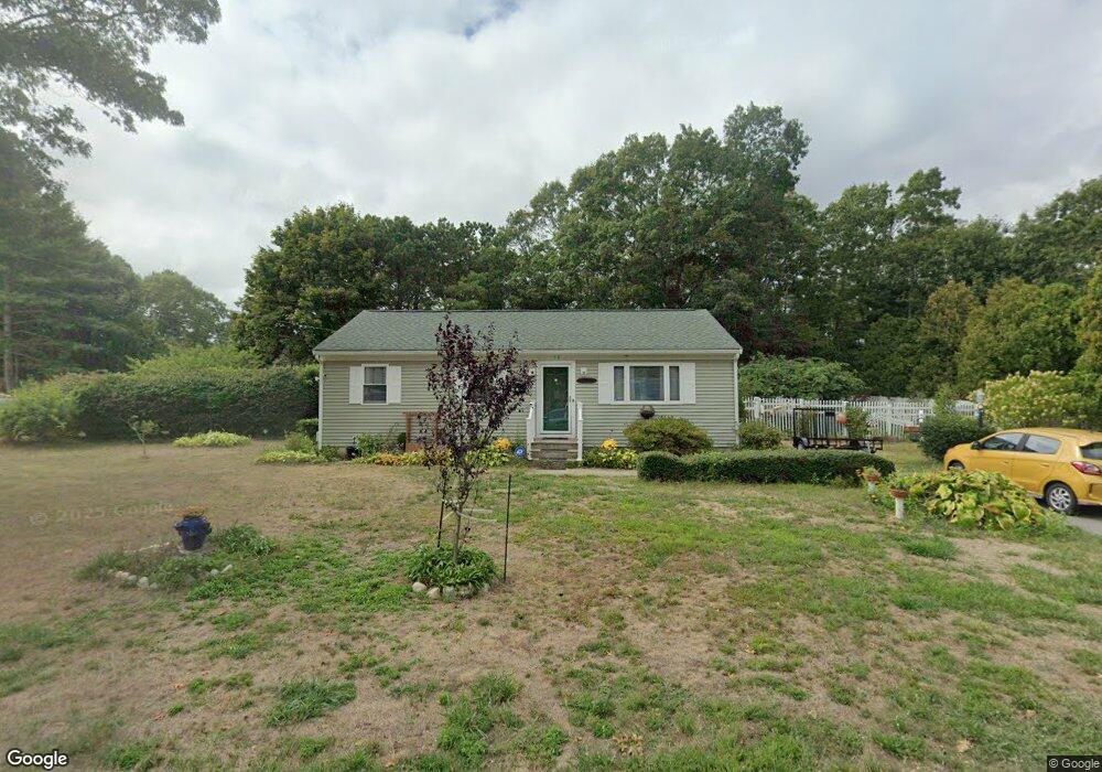 70 Mayflower Ln, East Wareham, MA 02538 - photo 1