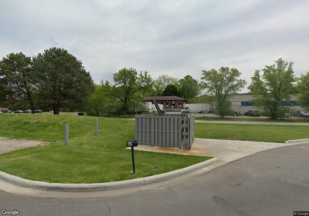 2424 Tremainsville Rd, Toledo, OH 43613 - photo 1