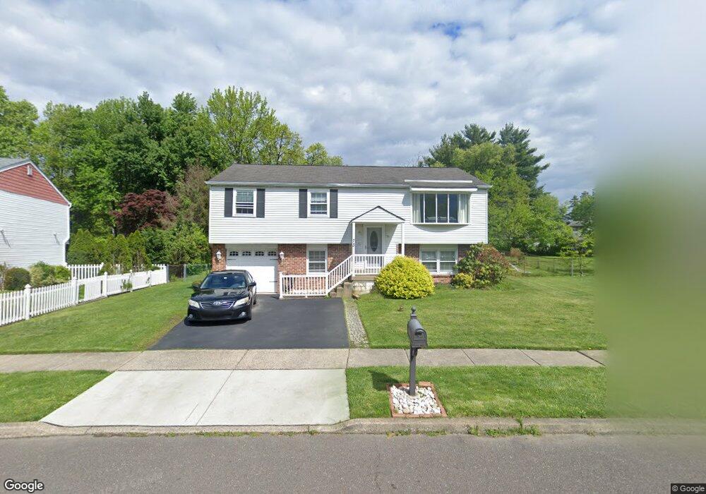 73 Dawn Rd, Levittown, PA 19056 - photo 1