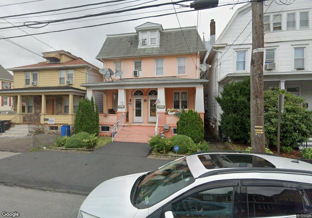 693 N Laurel St, Hazleton, PA 18201 - photo 1