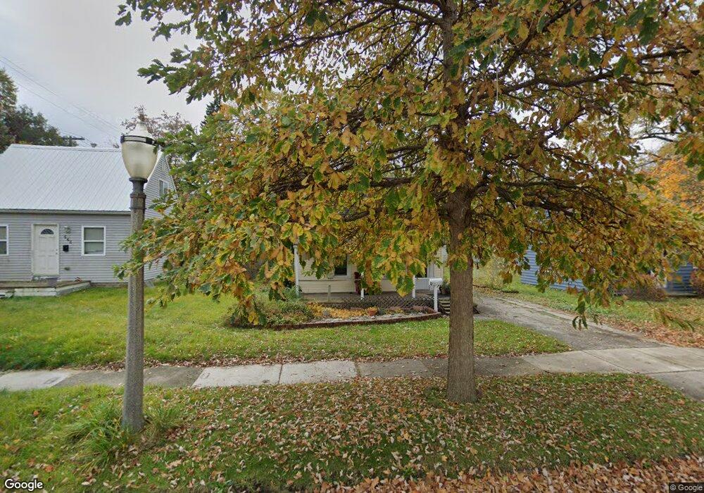 642 Fenton St, Lansing, MI 48910 - photo 1