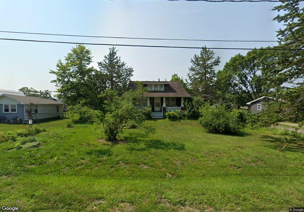 4311 Beecher Ct NW, Cedar Rapids, IA 52405 - photo 1