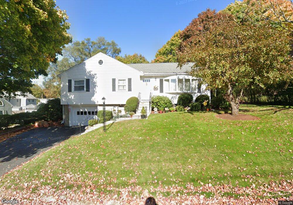 21 Erickson St, Stoneham, MA 02180 - photo 1