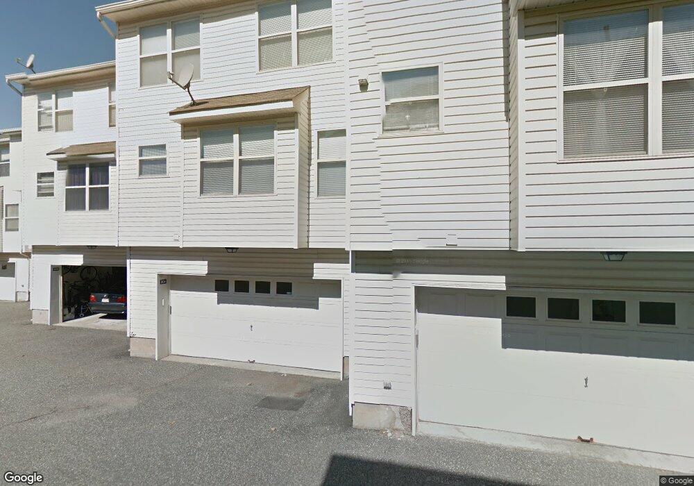 804 Harbortown Blvd unit 804, Perth Amboy, NJ 08861 - photo 1