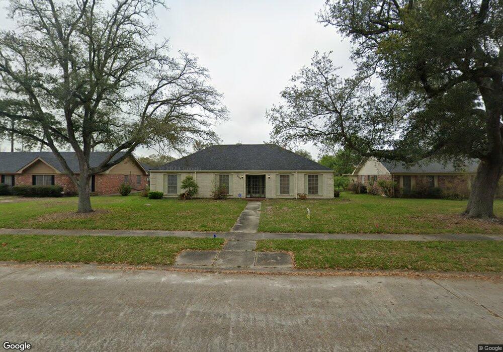 2424 20th St, Lake Charles, LA 70601 - photo 1
