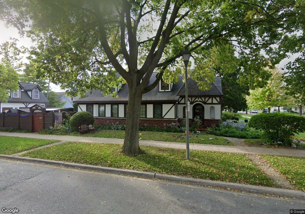 581 S Spring Rd, Elmhurst, IL 60126 - photo 1