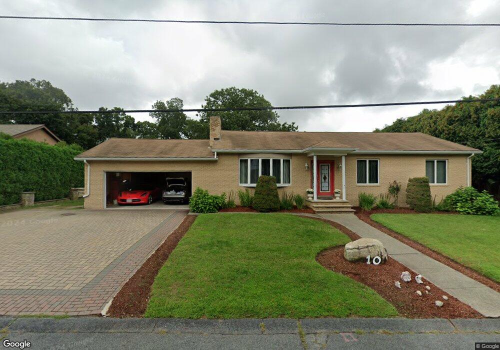 10 Christine Dr, Westport, MA 02790 - photo 1