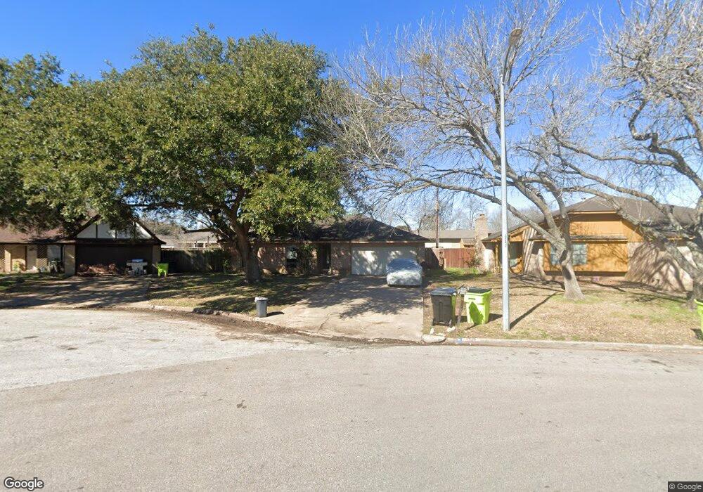 2216 Spruce Dr, Rosenberg, TX 77471 - photo 1