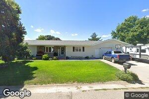 727 Lincoln Ave, Minden, NE 68959
