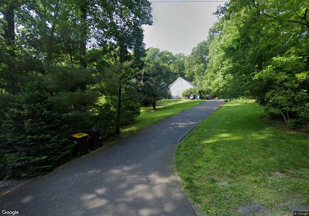 4811 S Mountain Dr, Emmaus, PA 18049 - photo 1