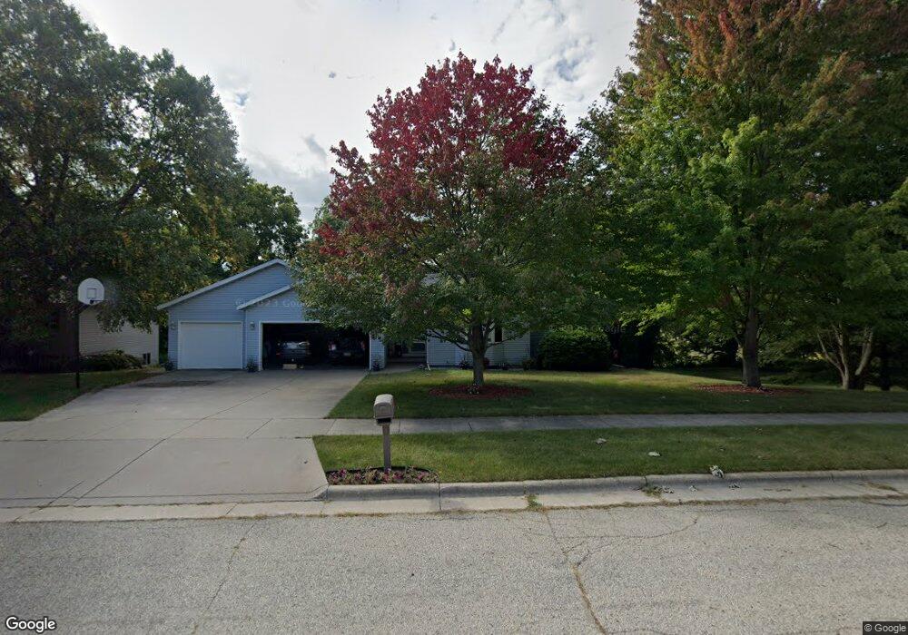 162 Harvest Cir, Oregon, WI 53575 - photo 1