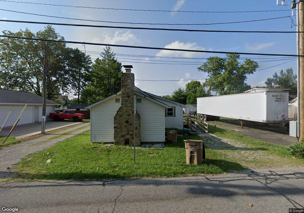 2621 Mckinley Ave, Columbus, IN 47201 - photo 1