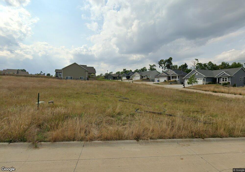 1603 38th St SE, Cedar Rapids, IA 52403 - photo 1