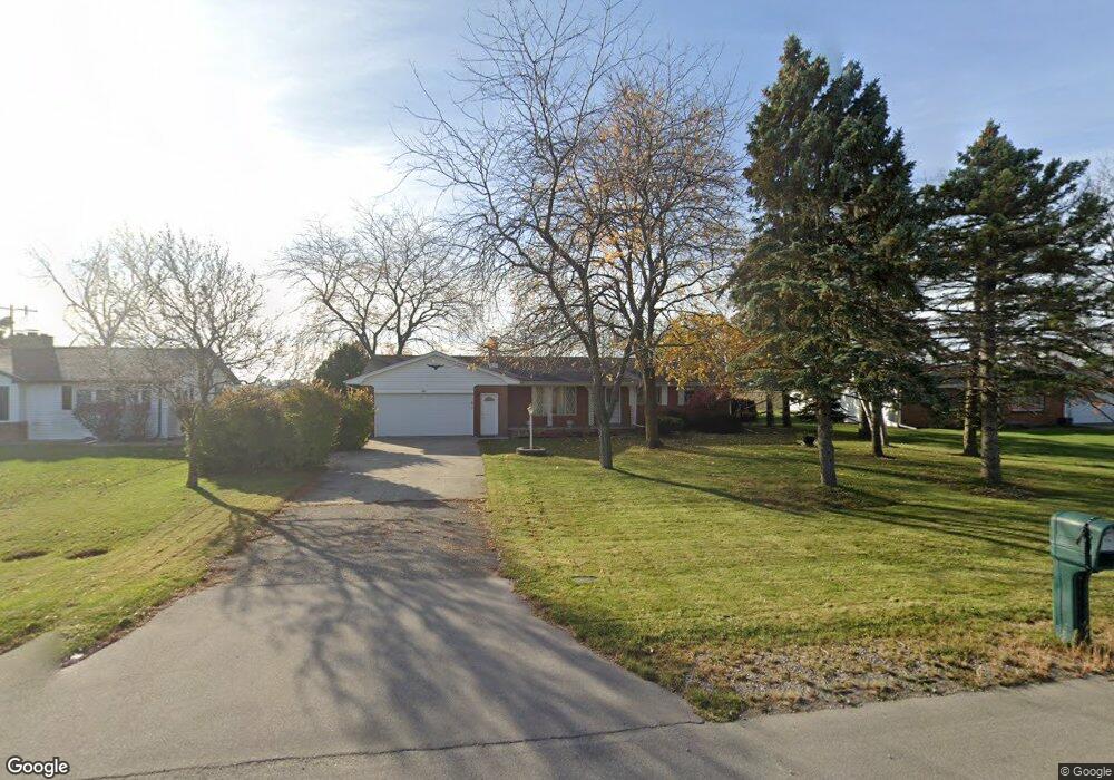 5744 E Holland Rd, Saginaw, MI 48601 - photo 1
