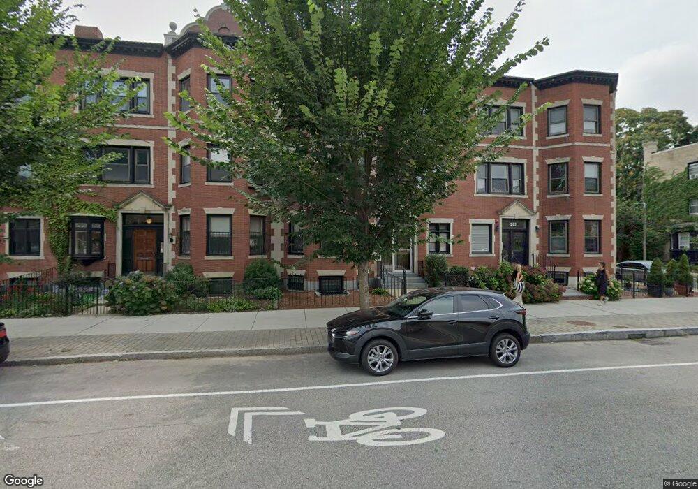 907 Beacon St unit 7, Boston, MA 02215 - photo 1