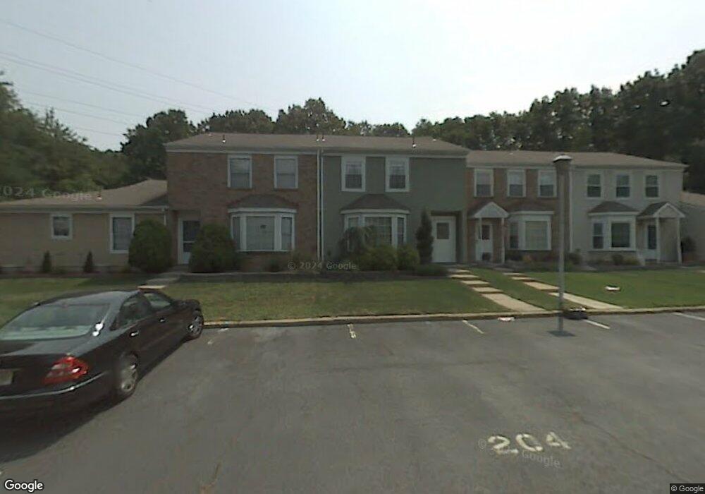 204 Yorkshire Ct, Old Bridge, NJ 08857 - photo 1