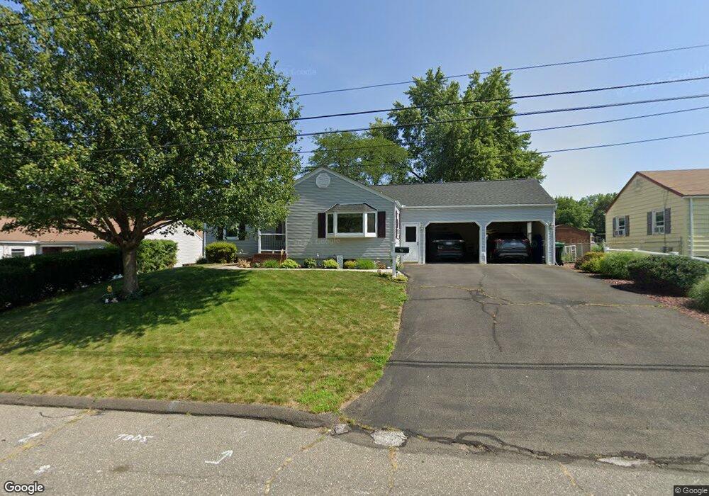 70 Alfred St, Chicopee, MA 01020 - photo 1