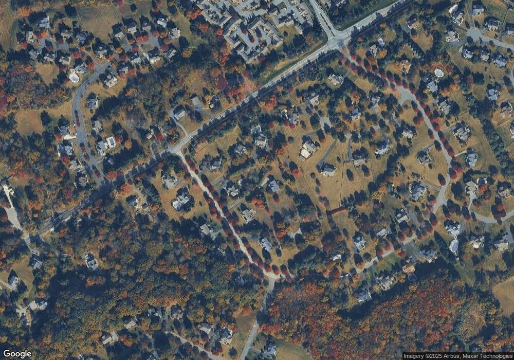 8 Maple Ln, Glen Mills, PA 19342 - photo 1