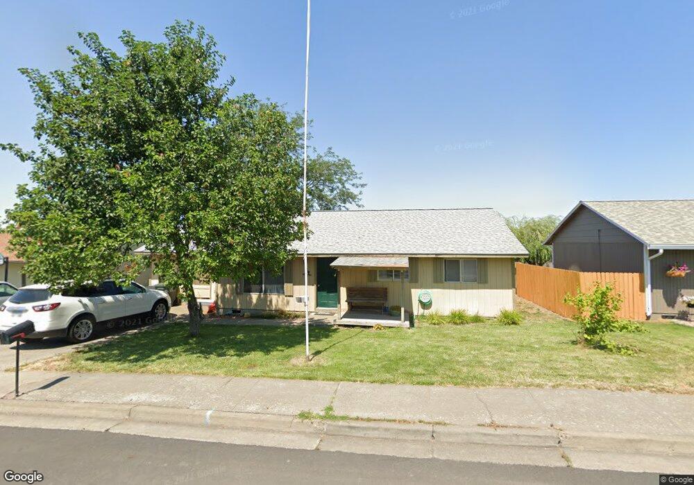 301 SW Nye Ave, Pendleton, OR 97801 - photo 1