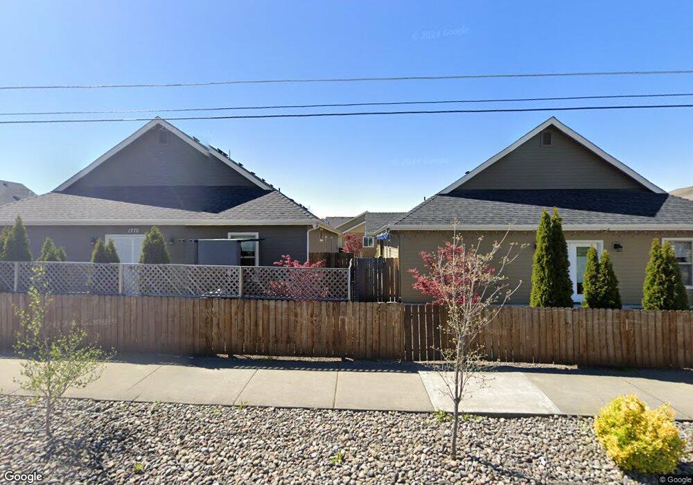 214 SE Yorktown Rd, Grants Pass, OR 97527 - photo 1