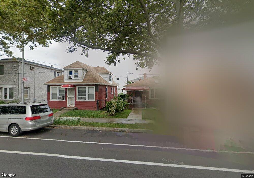 160-23 73rd Ave, Fresh Meadows, NY 11366 - photo 1