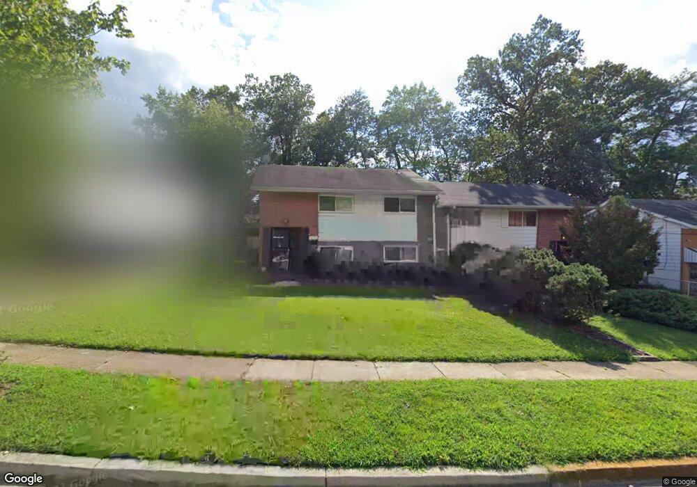 802 Carrington Ave, Capitol Heights, MD 20743 - photo 1