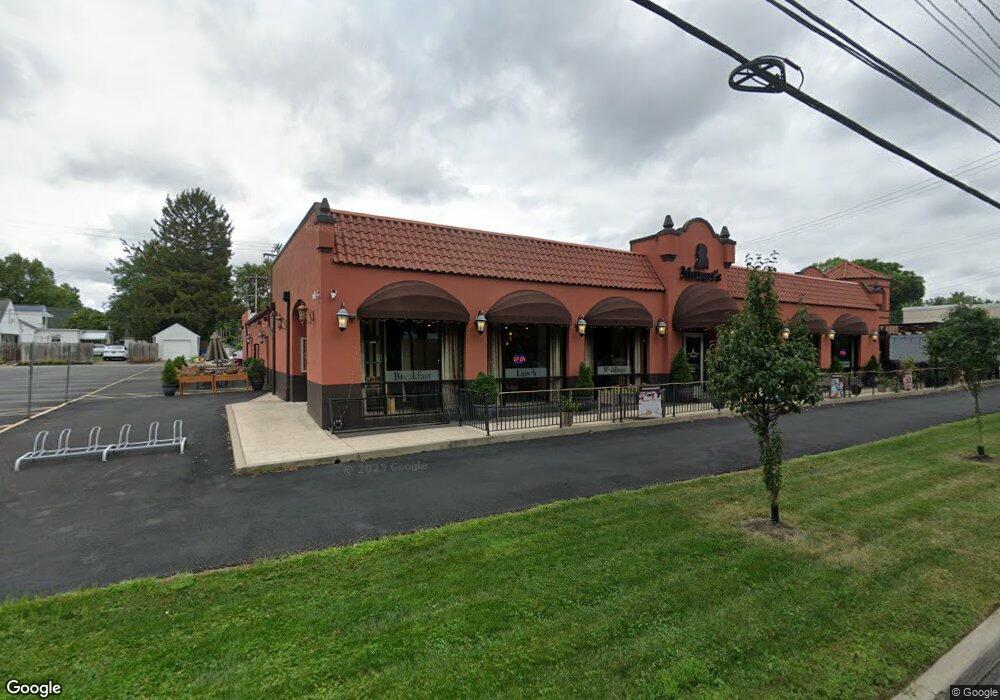 4784 N High St, Columbus, OH 43214 - photo 1