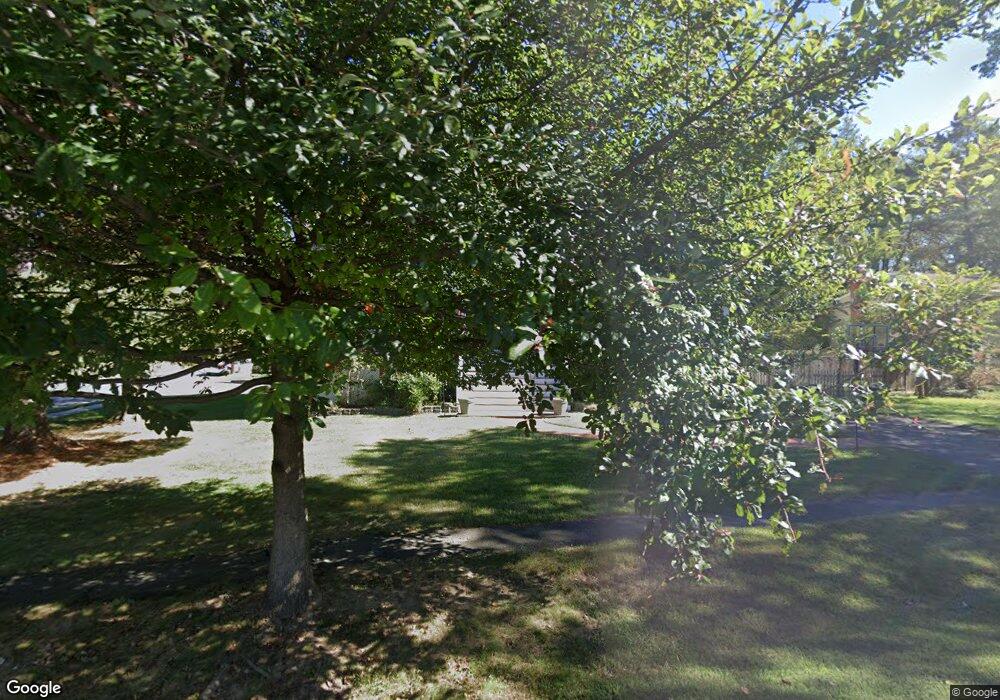 920 Glyndon St SE, Vienna, VA 22180 - photo 1