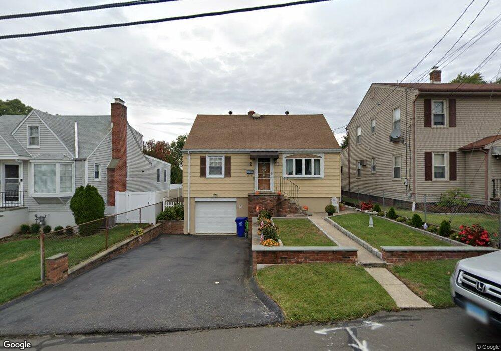 17 Spruce St, Norwalk, CT 06850 - photo 1