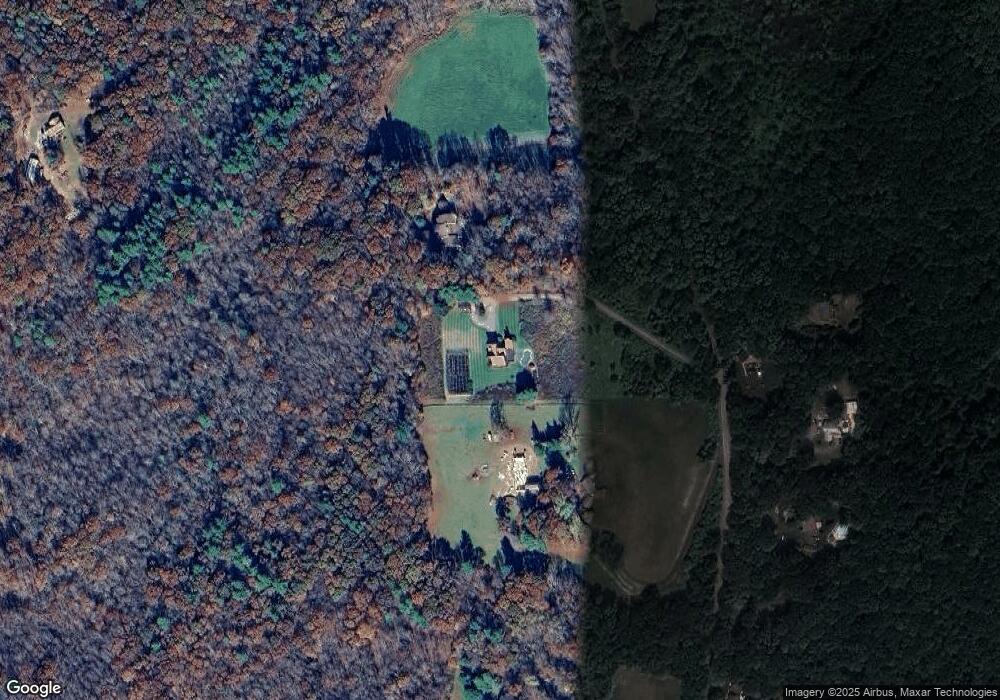 540 Taft Pond Rd, Pomfret Center, CT 06259 - photo 1