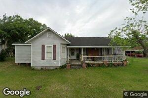 41 Paulk Ave W, Willacoochee, GA 31650