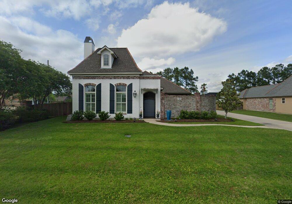2350 Longue Vue Dr, Lake Charles, LA 70605 - photo 1