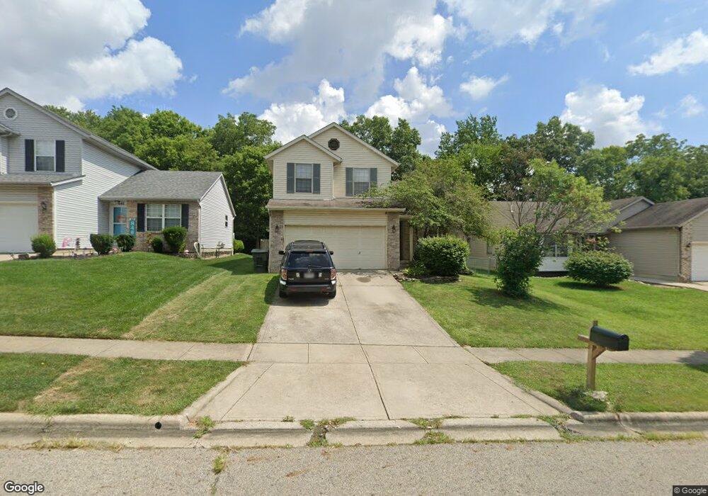 852 Crevis Ln, Columbus, OH 43228 - photo 1