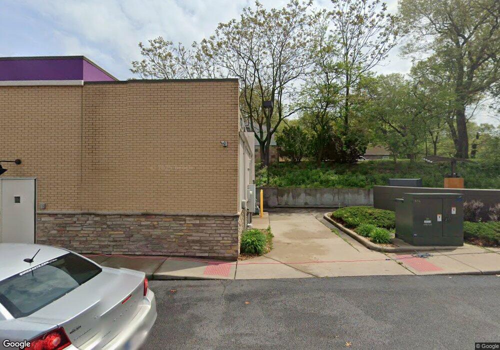 221 E Ridge Rd, Griffith, IN 46319 - photo 1