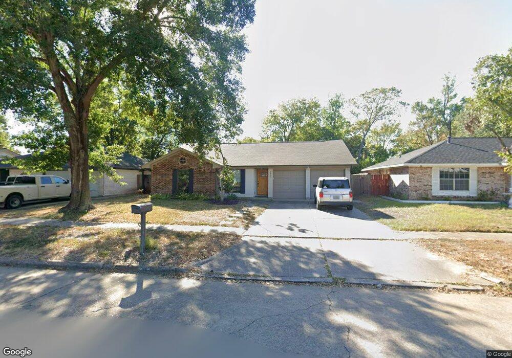 8811 Twisting Vine Ln, Houston, TX 77040 - photo 1