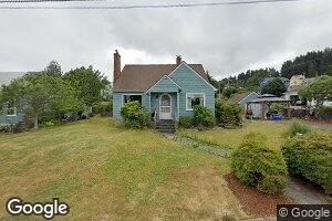 732 34th St, Astoria, OR 97103