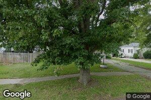 15 Prairie Ave, Carthage, IL 62321