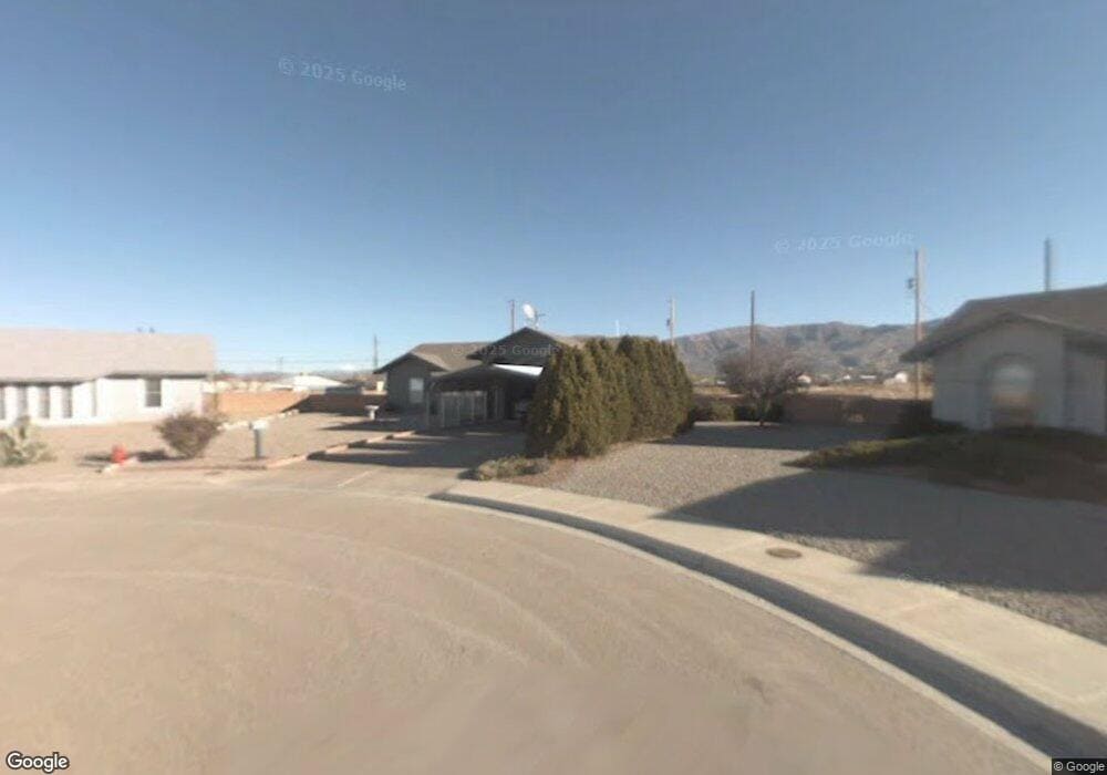 407 Santa Clara Ct, Alamogordo, NM 88310 - photo 1